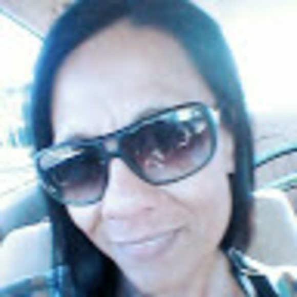 Meet your Posher, Dyan - Picture 1 of 1